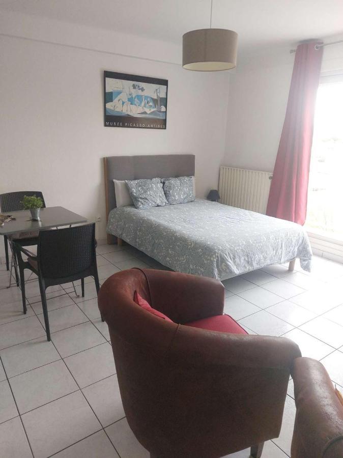 Residence D'Anjou - Grand Studio Avec Balcon Et Parking Privatif Perpignan Exterior foto